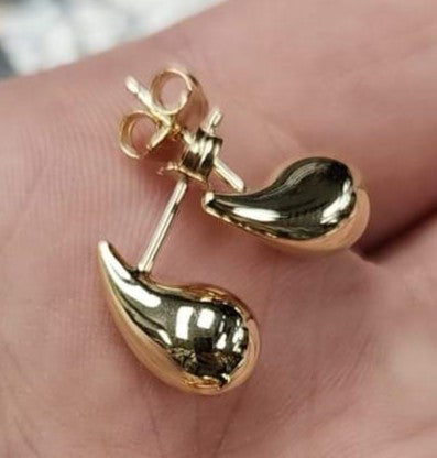 Classic Tear Drop Stud Earrings