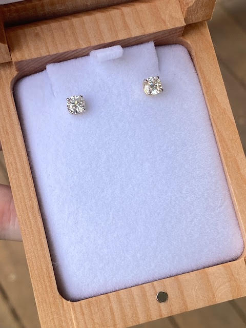 Natural Diamond Studs
